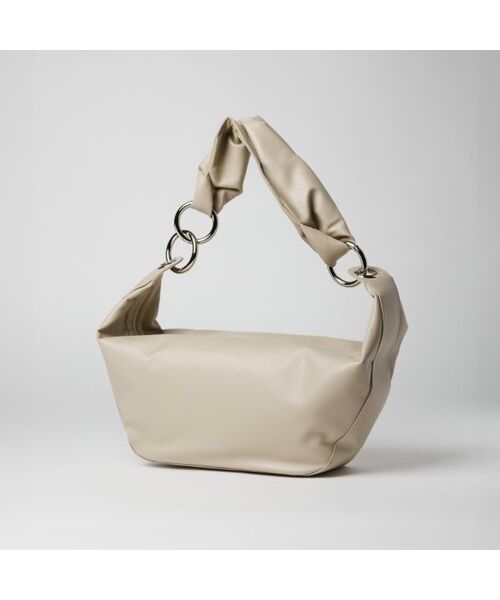 MARHEN.J（マルヘンジェイ）の「ARROW BAG（ショルダーバッグ・レディース・ブラック/ダークブラウン/オートミール・FREE）」の3枚目の写真