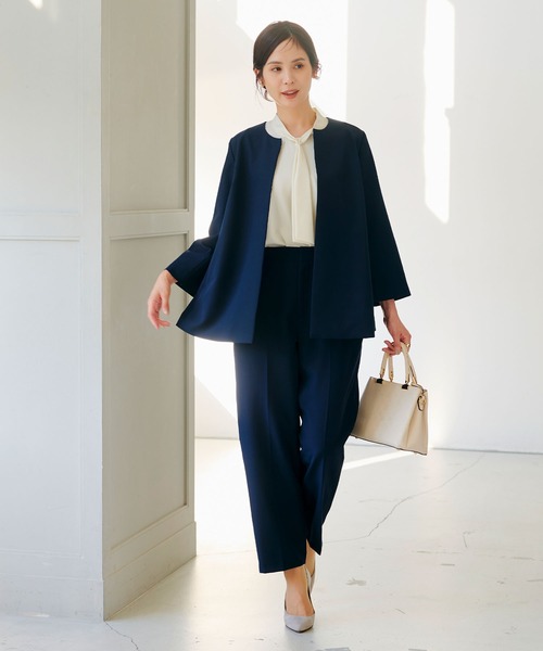 CROSS FUNCTION（クロスファンクション）の「《洗える・シワになりにくい》2点セット 正解 Aラインフレアジャケット&ワイドパンツ　5サイズ展開【CROSS FUNCTION/クロスファンクション】（スーツセット・レディース・ネイビー/ブラック/ライトベージュ・7号/9号/11号/13号/15号）」の8枚目の写真