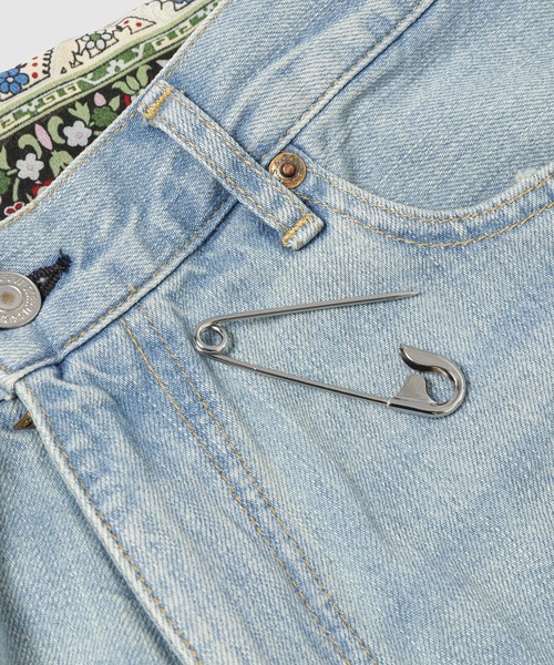 JUNYA WATANABE MAN(ジュンヤワタナベマン)の「Levi's W-NAME CUSTOMIZE DENIM(デニムパンツ・メンズ・インディゴブルー・S/M/L)」の6枚目の写真