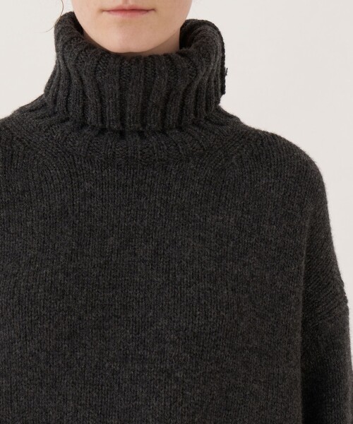 GALERIE VIE(ギャルリー ヴィー)の「ファインウール タートルネックプルオーバー(ニット/セーター・レディース・ライトブルー/グリーン/ベージュ系その他/イエロー/ブラック/グレー/ホワイト/ライトパープル/ダークブルー/チャコールグレー・M/S)」の11枚目の写真