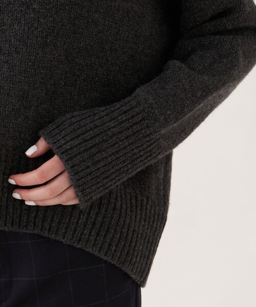 GALERIE VIE(ギャルリー ヴィー)の「ファインウール タートルネックプルオーバー(ニット/セーター・レディース・ライトブルー/グリーン/ベージュ系その他/イエロー/ブラック/グレー/ホワイト/ライトパープル/ダークブルー/チャコールグレー・M/S)」の22枚目の写真