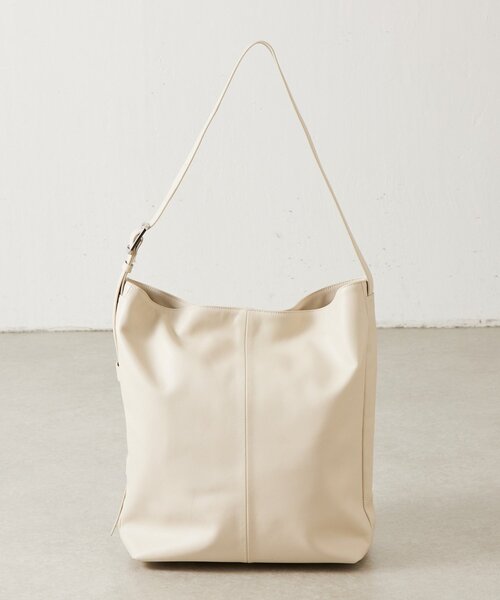 BEARDSLEY（ビアズリー）の「《本革》スムースレザーショルダーBag（ショルダーバッグ・レディース・オフホワイト/ブラック・FREE）」の11枚目の写真