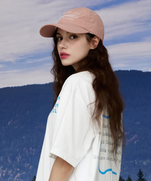 ULUK(ユルク)の「アイコニックミックスオーバー半袖Tシャツ_ホワイト(Tシャツ/カットソー・レディース・ホワイト・FREE)」の3枚目の写真