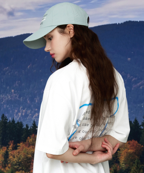 ULUK(ユルク)の「アイコニックミックスオーバー半袖Tシャツ_ホワイト(Tシャツ/カットソー・レディース・ホワイト・FREE)」の5枚目の写真