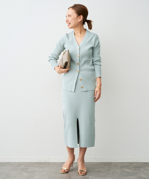 Deuxieme Classe(ドゥーズィエムクラス)の「*DINER RIB Vネックカーディガン(カーディガン/ボレロ・レディース・ダークグリーン/ベージュ/ブラック・FREE)」の19枚目の写真