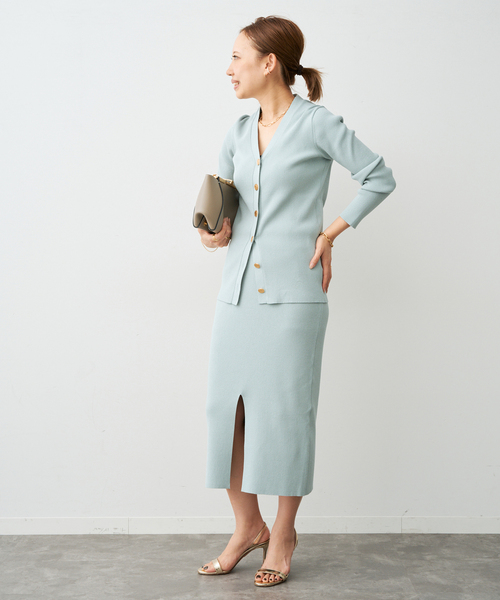 Deuxieme Classe(ドゥーズィエムクラス)の「*DINER RIB Vネックカーディガン(カーディガン/ボレロ・レディース・ダークグリーン/ベージュ/ブラック・FREE)」の20枚目の写真