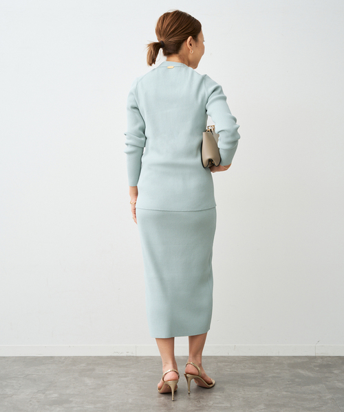 Deuxieme Classe（ドゥーズィエムクラス）の「*DINER RIB Vネックカーディガン（カーディガン/ボレロ・レディース・ダークグリーン/ベージュ/ブラック・FREE）」の13枚目の写真