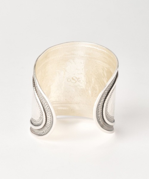 Curensology（カレンソロジー）の「Curensology(カレンソロジー)/＜ＣＳＧ＞シルバーカレンバングル（バングル/リストバンド・レディース・シルバー・FREE）」の7枚目の写真