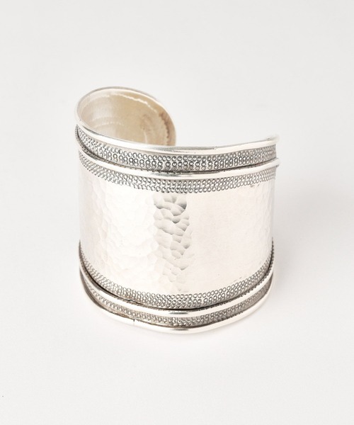 Curensology（カレンソロジー）の「Curensology(カレンソロジー)/＜ＣＳＧ＞シルバーカレンバングル（バングル/リストバンド・レディース・シルバー・FREE）」の3枚目の写真