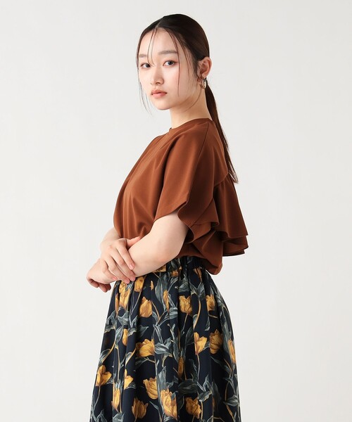 BEAMS HEART(ビームスハート)の「【7/2値下げ】バックラッフル プルオーバー(Tシャツ/カットソー・レディース・オフホワイト/ブラウン/ブラック・FREE)」の10枚目の写真