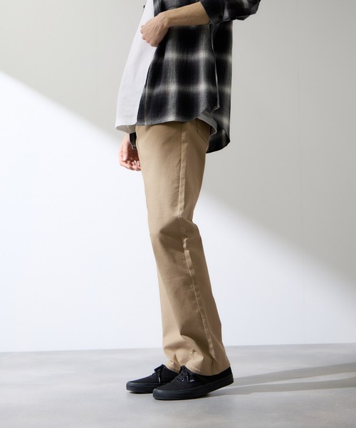 Mac-House（マックハウス）の「REALSTANDARD マイカラーズ ストレートパンツ（その他パンツ・メンズ・ダークグレー/ベージュ/ブラック/カーキ・S/M/L/XL）」の6枚目の写真