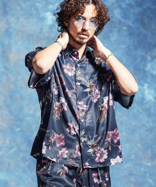 Jih Nunc（ジーヌンク）の「mhs2529-フラワー総柄プリントオーバーサイズシャツ(JIH-R1172)（シャツ/ブラウス・メンズ・ホワイト/ネイビー/ライトベージュ・S/M/L）」の21枚目の写真