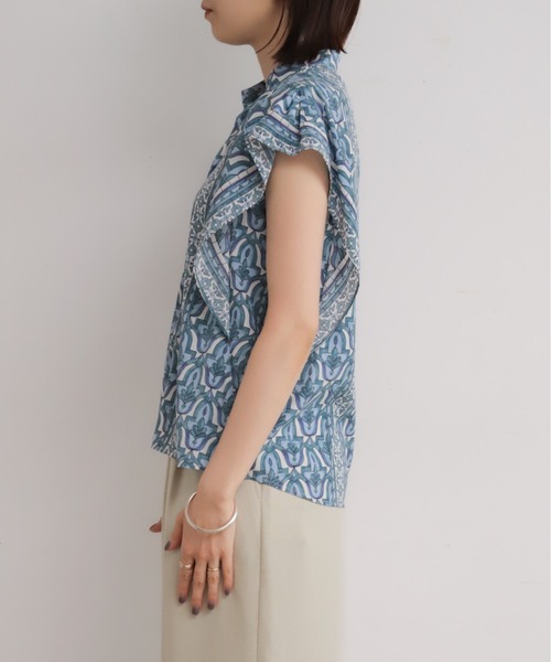 NOMBRE IMPAIR（ノンブルアンペール）の「モロッコタイルプリント　フレンチブラウス（シャツ/ブラウス・レディース・カーキ/サックスブルー・FREE）」の11枚目の写真