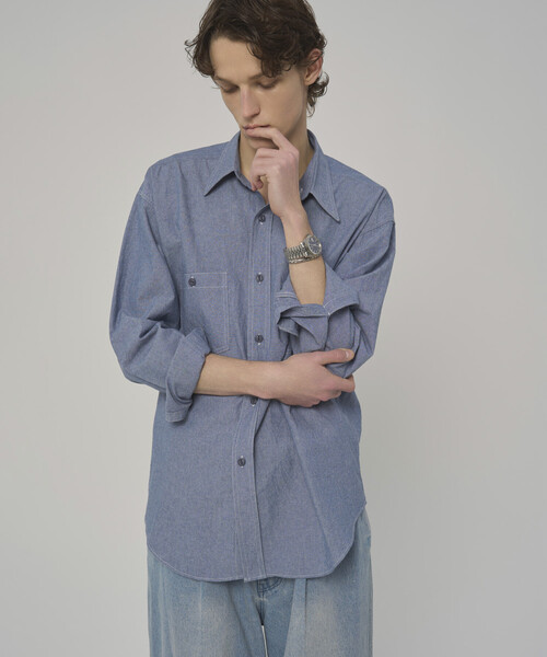 Firsthand(ファーストハンド)の「Firsthand/ファーストハンド ビッグシルエット レギュラーカラー シャンブレー ワークシャツ(シャツ/ブラウス・メンズ・ホワイト/ブルー・LARGE/MEDIUM)」の3枚目の写真
