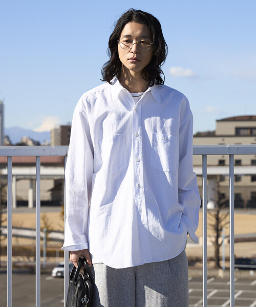 Firsthand(ファーストハンド)の「Firsthand/ファーストハンド ビッグシルエット レギュラーカラー シャンブレー ワークシャツ(シャツ/ブラウス・メンズ・ホワイト/ブルー・LARGE/MEDIUM)」の11枚目の写真