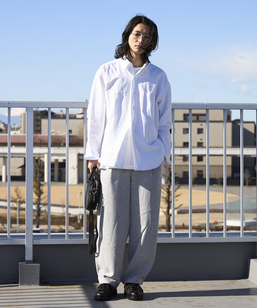 Firsthand(ファーストハンド)の「Firsthand/ファーストハンド ビッグシルエット レギュラーカラー シャンブレー ワークシャツ(シャツ/ブラウス・メンズ・ホワイト/ブルー・LARGE/MEDIUM)」の19枚目の写真
