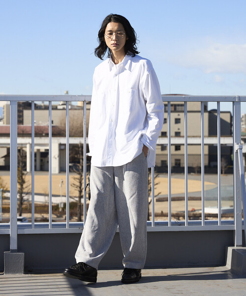 Firsthand(ファーストハンド)の「Firsthand/ファーストハンド ビッグシルエット レギュラーカラー シャンブレー ワークシャツ(シャツ/ブラウス・メンズ・ホワイト/ブルー・LARGE/MEDIUM)」の21枚目の写真