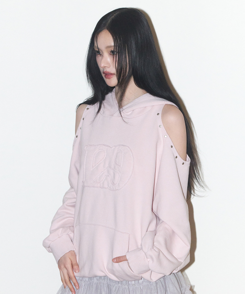 ILLIGO(イリゴ)の「129 カットアウトオーバーサイズフードパーカー ピンク(パーカー・レディース・その他・SMALL/MEDIUM)」の4枚目の写真