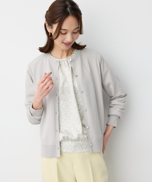 A/C DESIGN BY ALPHA CUBIC（エーシーデザインバイアルファキュービック）の「クルーネックニットカーディガン【洗える・パステルカラー】（カーディガン/ボレロ・レディース・イエロー/ライトグレー/ピンク/グリーン・M/L）」の10枚目の写真