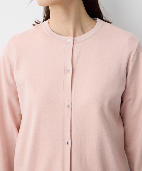 A/C DESIGN BY ALPHA CUBIC（エーシーデザインバイアルファキュービック）の「クルーネックニットカーディガン【洗える・パステルカラー】（カーディガン/ボレロ・レディース・イエロー/ライトグレー/ピンク/グリーン・M/L）」の20枚目の写真