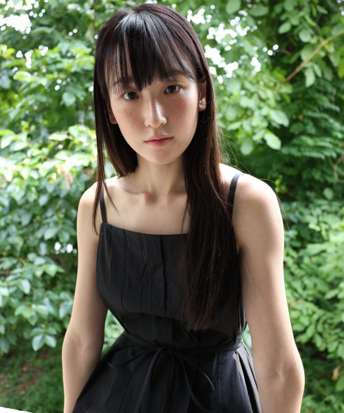 PAUL&ALICE(ポール&アリス)の「PLEATS CAMISOLE DRESS / BLACK(ワンピース・レディース・ブラック・FREE)」の2枚目の写真