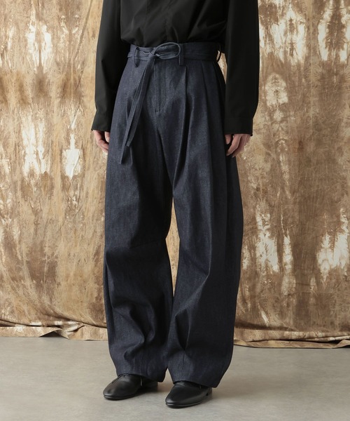 HARE（ハレ）の「【NARRIL】Judo-Style Sculpted Pants（デニムパンツ・メンズ・ブラック/ネイビー・MEDIUM/SMALL）」の9枚目の写真