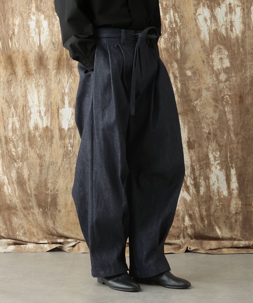 HARE（ハレ）の「【NARRIL】Judo-Style Sculpted Pants（デニムパンツ・メンズ・ブラック/ネイビー・MEDIUM/SMALL）」の10枚目の写真