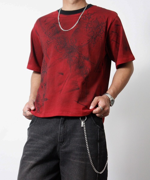 NYLAUS（ナイラス）の「【NYS】トライバルデザイン グランジ ペイント加工 ショート丈 半袖Tシャツ（Tシャツ/カットソー・メンズ・ブラック/ライトベージュ/ワインレッド・L/M）」の3枚目の写真