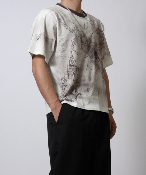 NYLAUS（ナイラス）の「【NYS】トライバルデザイン グランジ ペイント加工 ショート丈 半袖Tシャツ（Tシャツ/カットソー・メンズ・ブラック/ライトベージュ/ワインレッド・L/M）」の12枚目の写真
