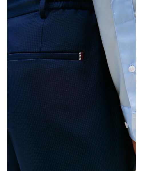 TOMMY HILFIGER（トミーヒルフィガー）の「エアドットパンツ（チノパンツ・メンズ・ブルー・28inch）」の2枚目の写真