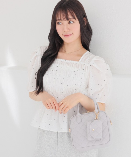 Honeys(ハニーズ)の「シャーリングブラウス(シャツ/ブラウス・レディース・ベージュ系その他/ホワイト系その他/ブルー系その他3/ブラック系その他・L/S/M)」の8枚目の写真