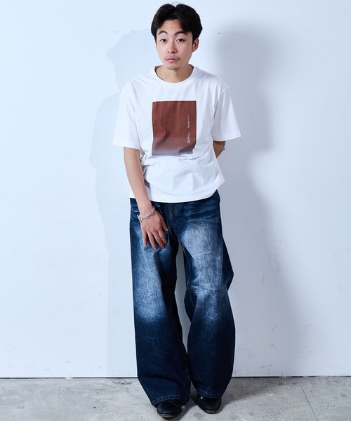 SINSS(シンス)の「Vintage washed darts denim / ヴィンテージウォッシュドダーツデニム(デニムパンツ・メンズ・ブラック/ブルー・X-SMALL/LARGE/MEDIUM/SMALL)」の4枚目の写真