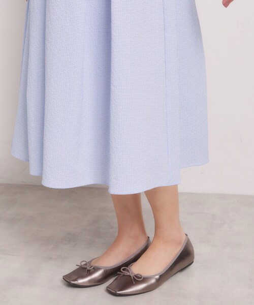 ITS'DEMO(イッツデモ)の「【手洗い可/セットアップ可】サッカースカート(スカート・レディース・オフホワイト/ブラック/ブルー・00)」の6枚目の写真