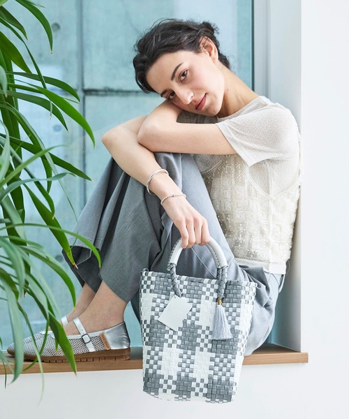 WOVEN(ウーヴン)の「WOVEN (ウーヴン) / メキシコ製 ミニバッグ メルカドバッグ かごバッグ レザーハンドル(かごバッグ・レディース・ブラック系その他/グリーン/ブラック×ゴールド/ブラック×ホワイト/ゴールド/ネイビー/ブラック/シルバー・FREE)」の7枚目の写真