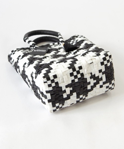 WOVEN(ウーヴン)の「WOVEN (ウーヴン) / メキシコ製 ミニバッグ メルカドバッグ かごバッグ レザーハンドル(かごバッグ・レディース・ブラック系その他/グリーン/ブラック×ゴールド/ブラック×ホワイト/ゴールド/ネイビー/ブラック/シルバー・FREE)」の12枚目の写真