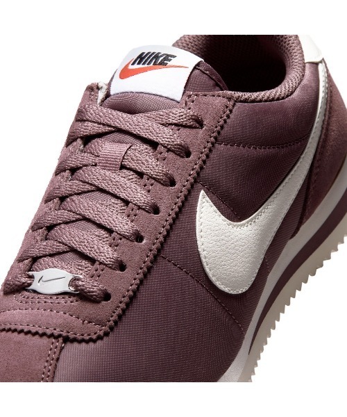 NIKE W Cortez Textile（ナイキ コルテッツ テキスタイル