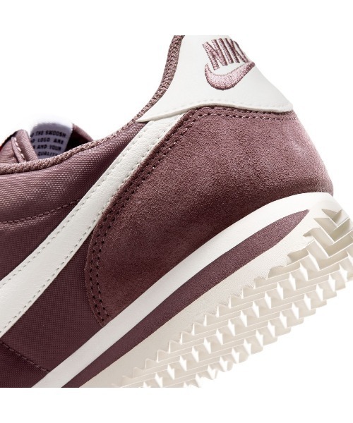 NIKE W Cortez Textile（ナイキ コルテッツ テキスタイル