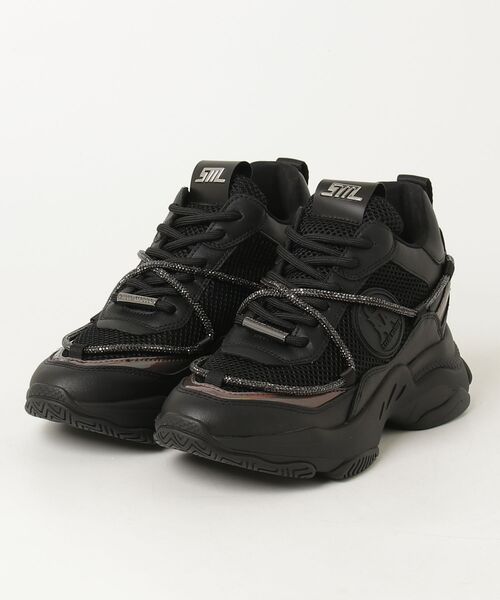 STEVE MADDEN(スティーブマデン)の「STEVE MADDEN スティーブマデン MOTOCROSS-XS ボリュームスニーカー(スニーカー・レディース・ホワイト/ブラック×ホワイト・23.0cm/23.5cm/24.0cm/24.5cm/25.0cm)」の2枚目の写真