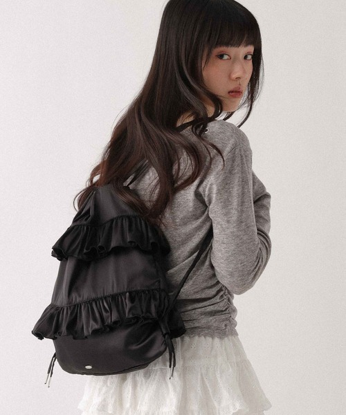 Heather(ヘザー)の「2WAYサテンナップザック 664022(バックパック/リュック・レディース・アイボリー/ブラック・ONE SIZE)」の1枚目の写真