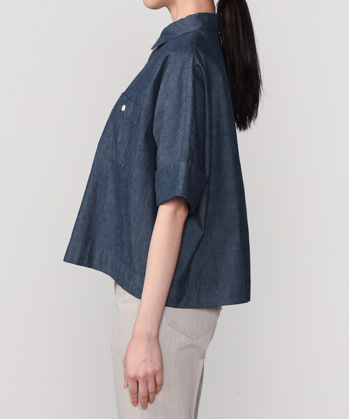DANTON(ダントン)の「DANTON | コットンシャンブレー ドルマンワークシャツ WOMEN(シャツ/ブラウス・レディース・ダークインディゴブルー・36)」の4枚目の写真