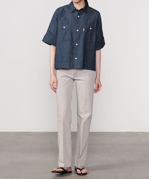 DANTON(ダントン)の「DANTON | コットンシャンブレー ドルマンワークシャツ WOMEN(シャツ/ブラウス・レディース・ダークインディゴブルー・36)」の2枚目の写真