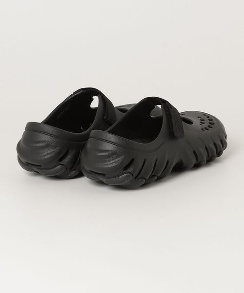 crocs(クロックス)の「crocs Echo Mary Jane Clog / クロックス エコー メリー ジェーン クロッグ(サンダル・レディース・ブラック・25.0cm/24.0cm/23.0cm/22.0cm)」の2枚目の写真