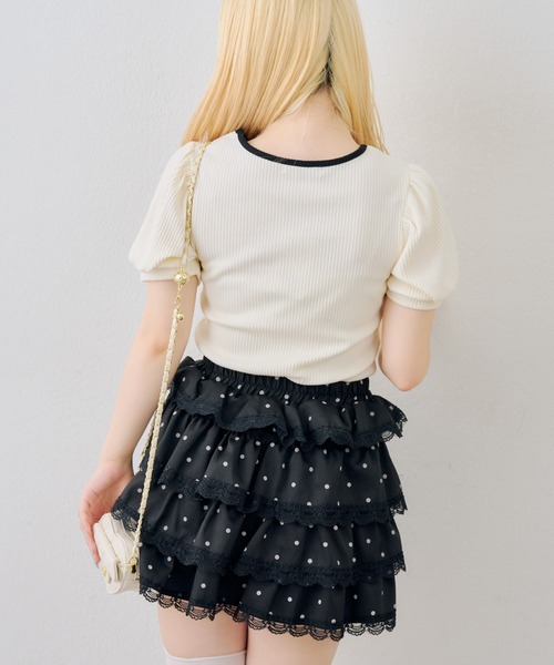 continuer de NICE CLAUP(コンティニューデナイスクラップ)の「ドットレースティアードミニスカート(スカート・レディース・ブラック系その他/ホワイト系その他・FREE)」の17枚目の写真