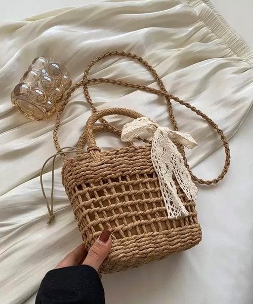 shopnikoniko（ショップニコニコ）の「かごバッグ ショルダーバッグ ミニ 刺繍レースリボン付き ストロー編みバッグ（かごバッグ・レディース・ベージュ/アイボリー・フリー）」の10枚目の写真