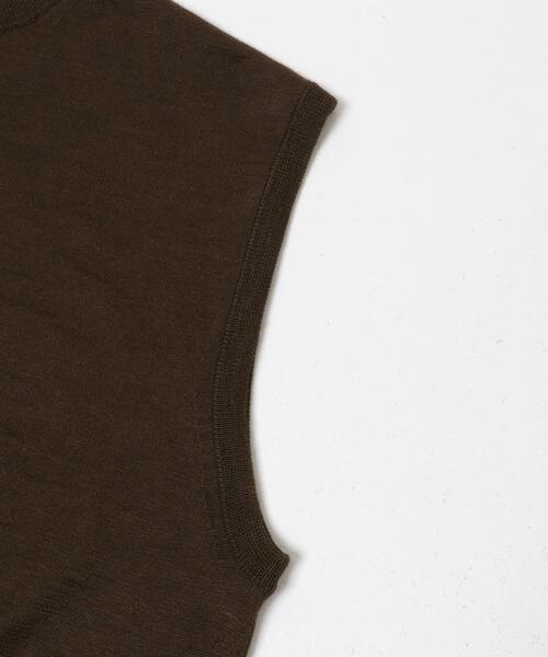 URBAN RESEARCH DOORS（アーバンリサーチドアーズ）の「Ramie High Gauge KnitVest（ベスト・メンズ・チャコールグレー/ブラウン・LARGE/MEDIUM）」の7枚目の写真