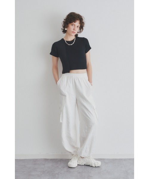 Muel Chic(ミュエルシック)の「Loose cargo pants ルーズカーゴパンツ(カーゴパンツ・レディース・ホワイト/ブラック/ベージュ系・FREE)」の18枚目の写真