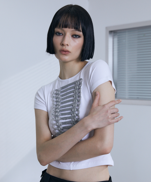 VOONT(ブント)の「Embroidery Napoleon Slim T-Shirt (IVORY)(Tシャツ/カットソー・レディース・アイボリー・OS)」の6枚目の写真