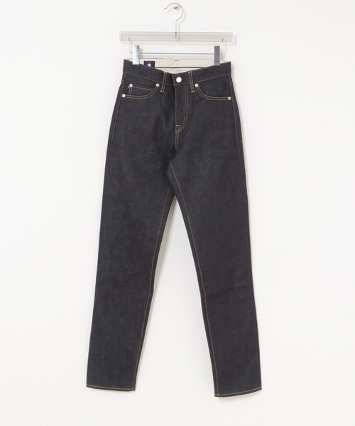 URBAN RESEARCH(アーバンリサーチ)の「MOMOTARO JEANS #200 STANDARD TAPERED(デニムパンツ・メンズ・インディゴブルー・31/29/28/27/26/38/36/34/33/32/30/42/40)」の1枚目の写真