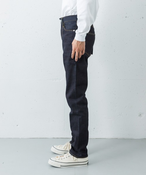 URBAN RESEARCH(アーバンリサーチ)の「MOMOTARO JEANS #200 STANDARD TAPERED(デニムパンツ・メンズ・インディゴブルー・31/29/28/27/26/38/36/34/33/32/30/42/40)」の13枚目の写真
