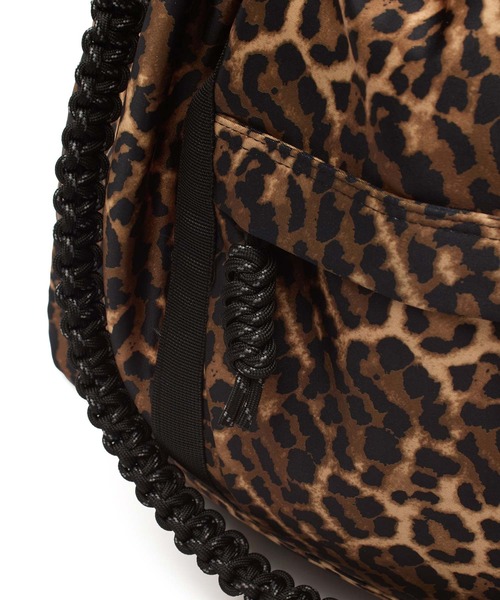 CONTROL FREAK / CTFK（コントロールフリーク）の「(CONTROL FREAK)NYLON 3WAY SQUARE TOTE LEOPARD（トートバッグ・レディース・ブラウン・ONE SIZE）」の9枚目の写真